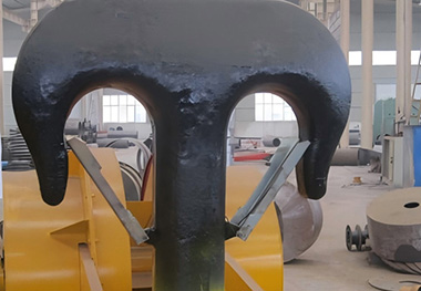 The hook is used in many industries with the help of pulleys.