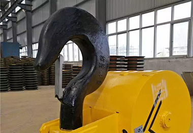 Five core dimensions of container spreader safety assurance