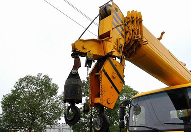 Hook manufacturers analyze the manufacturing technology of cranes and their development