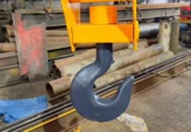 Precautions when using the anti-slip device of the lifting hook