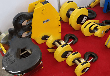  Performance characteristics of the tensioner, a matching component of the hook group