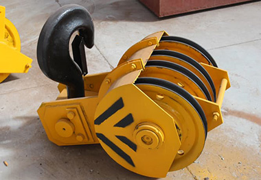 How much do you know about lifting hook sets?