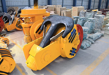 Certification training and assessment standards for crane hooks