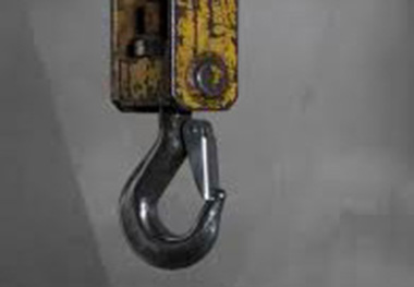 Precautions and protective measures for the use of hooks