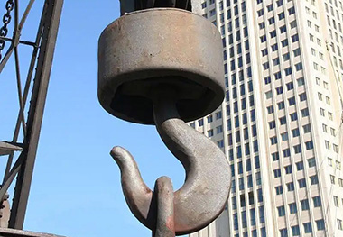 These points need to be paid attention to when using container spreaders!