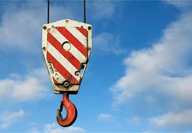 Inspection and wear prevention methods of truck crane hook