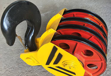 Importance and forging standards of hook assembly