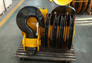 Wear detection and repair technology of crane hook